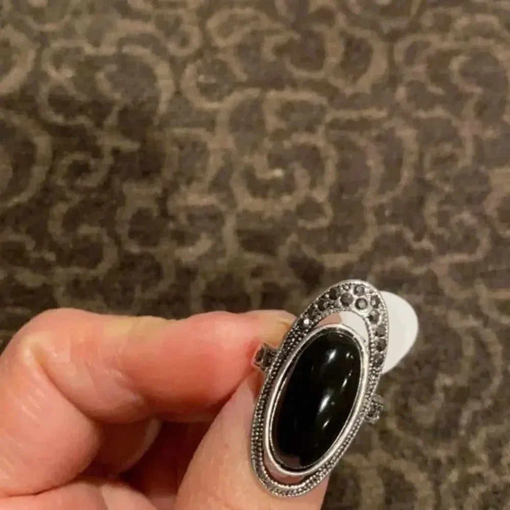 Beautiful vintage ring - Picture 5 of 9